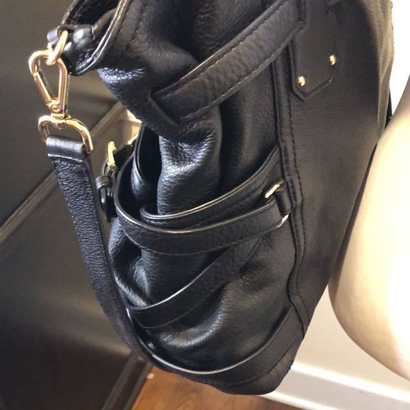 MICHAEL KORS Gansevoort Black Tumbled Leather Shoulder Bag Crossbody Tote - Picture 10 of 17